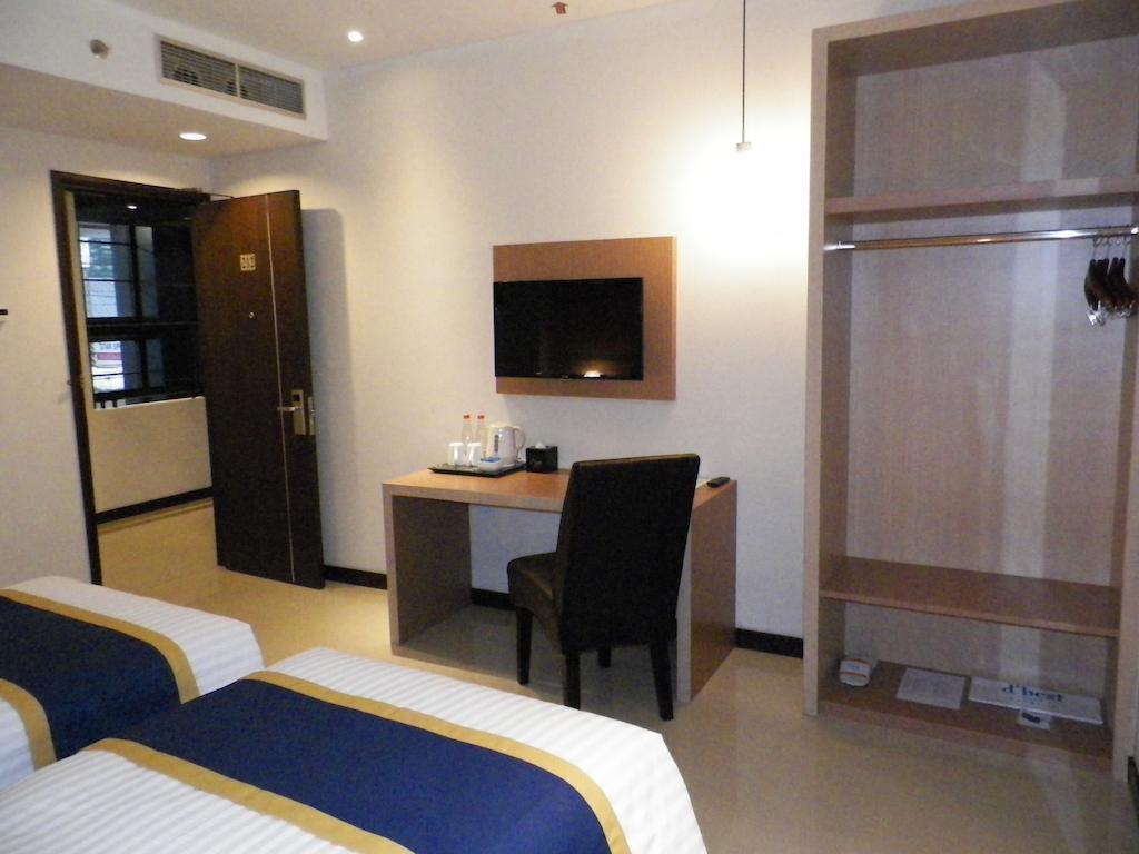 D'Best Hotel Pasar Baru Bandung Pokój zdjęcie