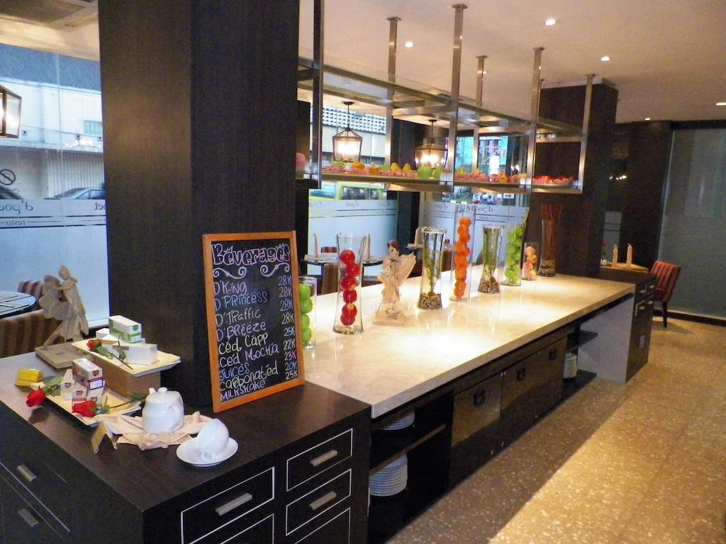 D'Best Hotel Pasar Baru Bandung Zewnętrze zdjęcie