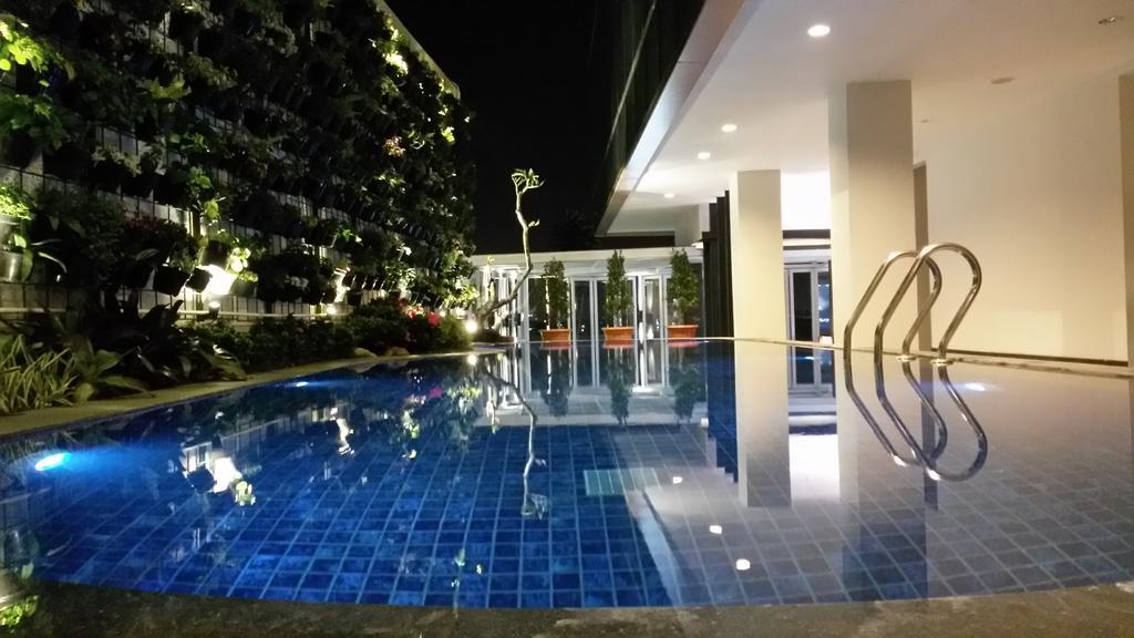 D'Best Hotel Pasar Baru Bandung Zewnętrze zdjęcie